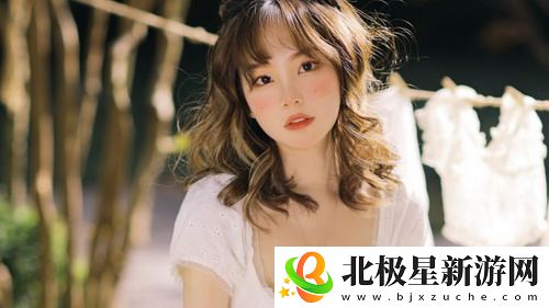 含羞草免费观看电视剧的背景故事：细节隐藏的精彩发现，深挖后发现另一个世界！