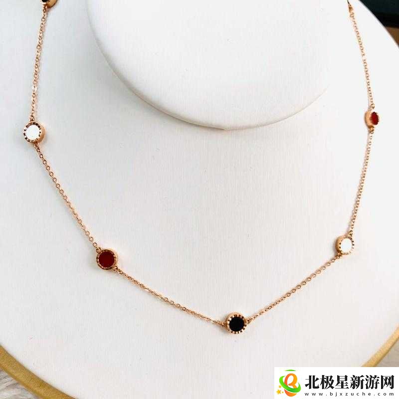 18K-金：时尚与品质的完美结合