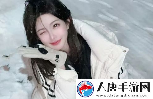 初代二次元主播复归直播-称当主播更适合自己-网友：没钱才想我们