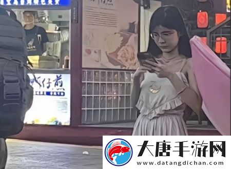 狗头萝莉向网友询问新发型